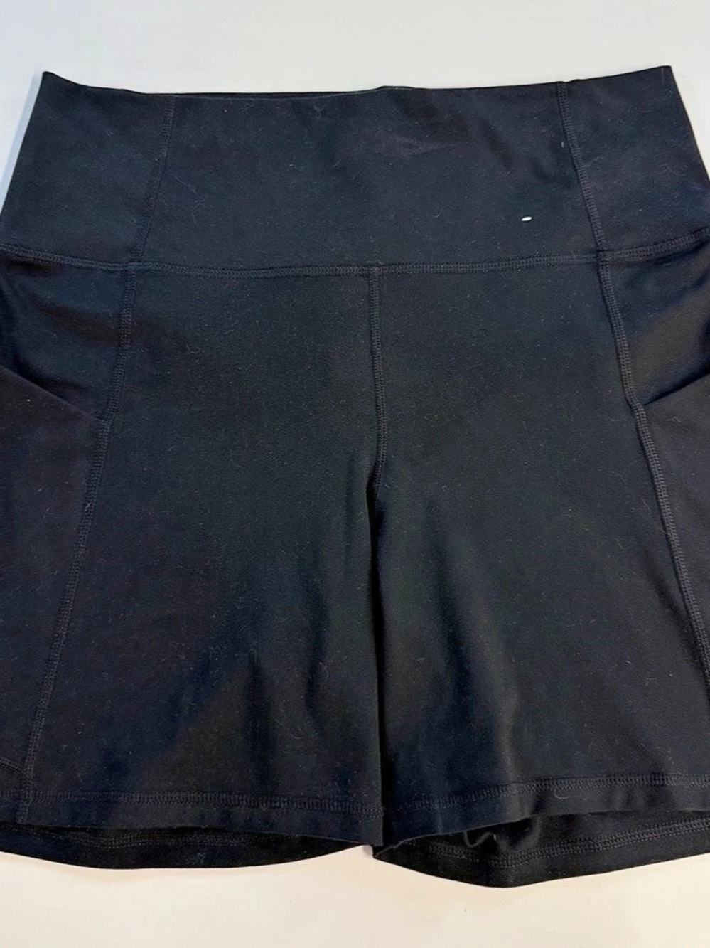 Fabletics Women’s 12 Black Athletic Shorts Size XXL Like New
